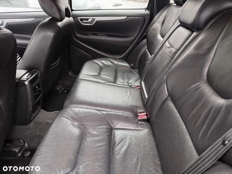 Volvo V70 - 8