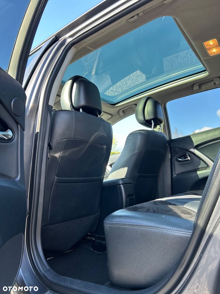 Toyota Avensis 2.2 D-4D Prestige Premium - 27