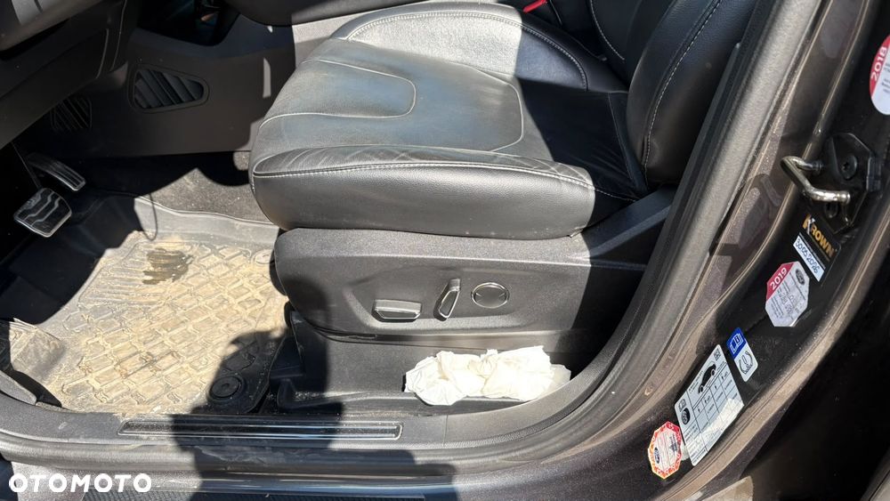 Ford S-Max 2.0 TDCi Bi-Turbo Titanium PowerShift - 7