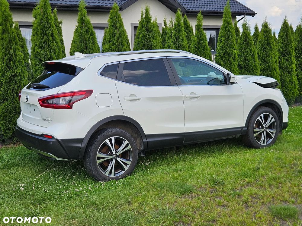 Nissan Qashqai 1.6 dCi Xtronic TEKNA - 6