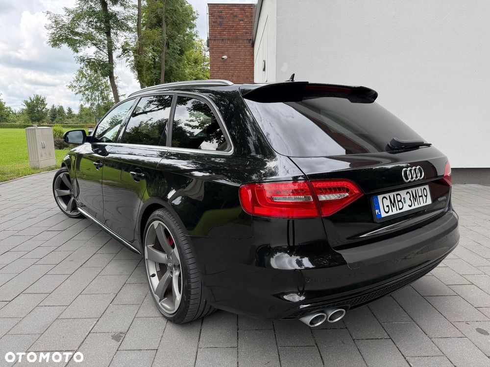 Audi A4 Avant 2.0 TDI DPF clean diesel quattro S tronic S line Sportpaket - 3