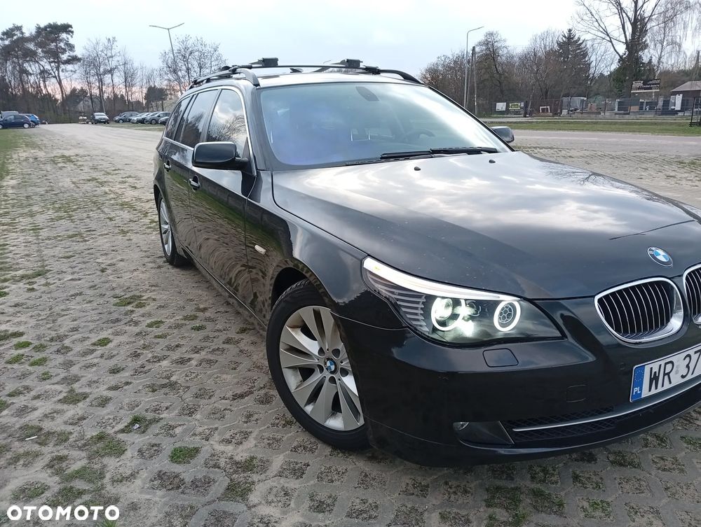 BMW Seria 5 525d - 1