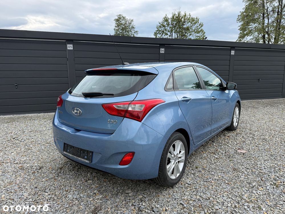 Hyundai i30 blue 1.6 GDI Passion - 7