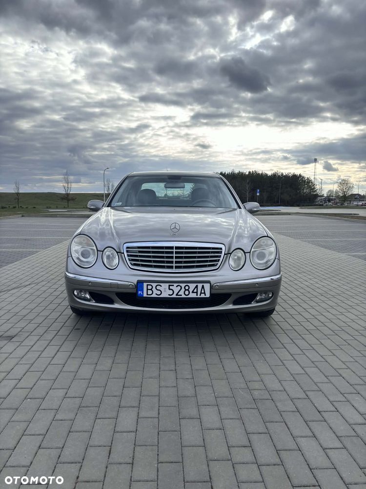 Mercedes-Benz Klasa E 200 CDI Elegance - 9
