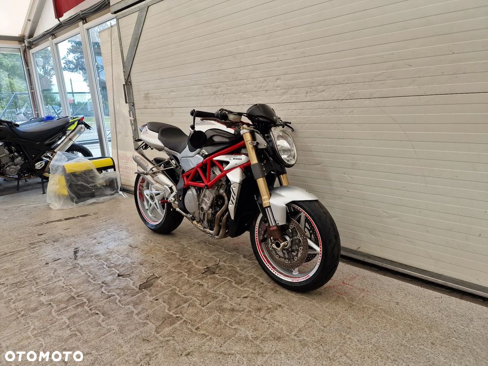 MV AGUSTA Brutale - 3
