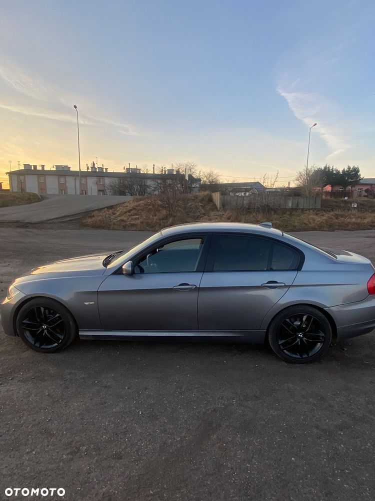 BMW Seria 3 320d Efficient Dynamics - 8