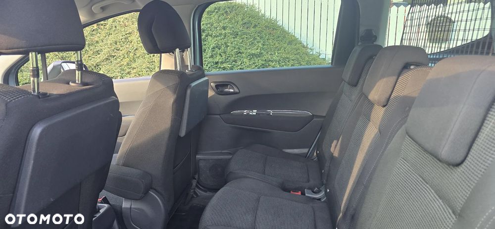 Peugeot 5008 1.6 HDi Premium - 15