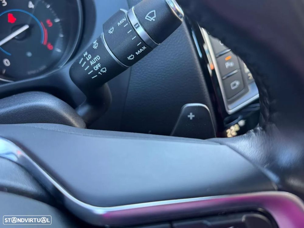 Jaguar XE 2.0 D Prestige Aut. - 11