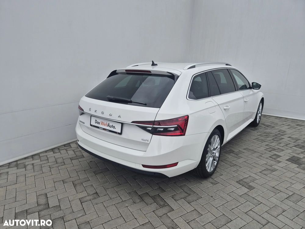 Skoda Superb 2.0 TDI 4X4 DSG Style - 6