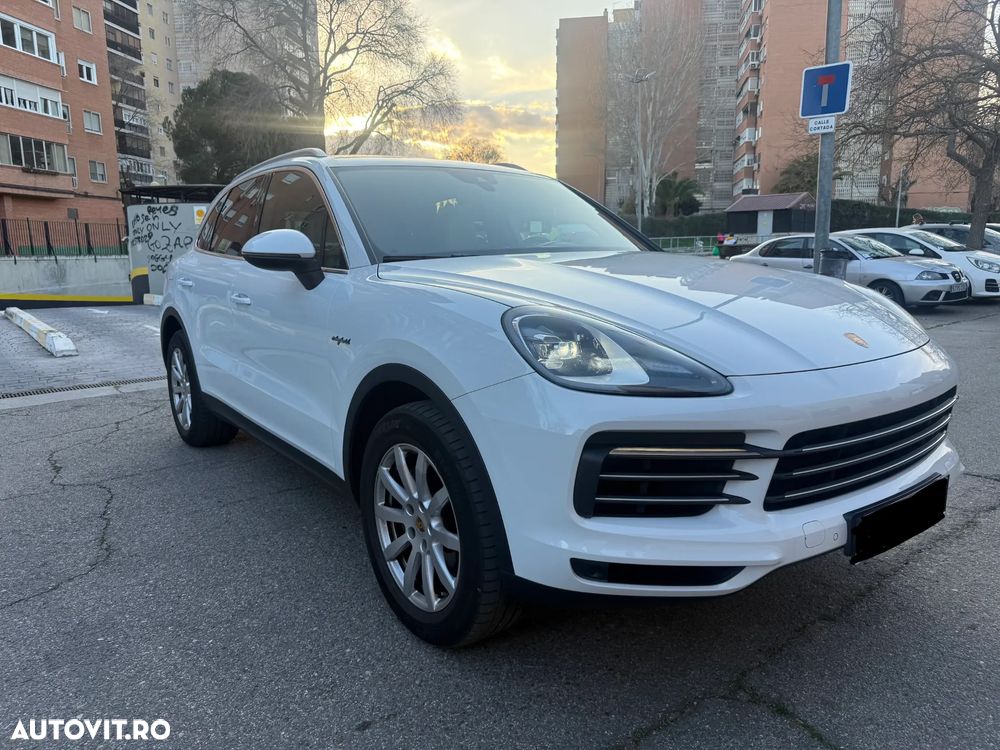 PORSCHE Cayenne 2021 — imagine 2