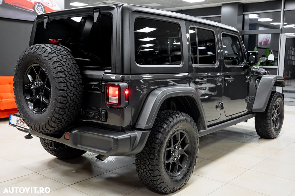 Jeep Wrangler - 6