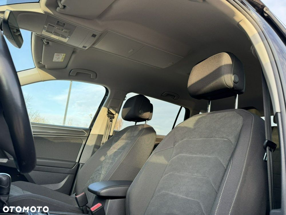 Volkswagen Tiguan Allspace 2.0 TDI 4Mot SCR Highline DSG 7os - 16