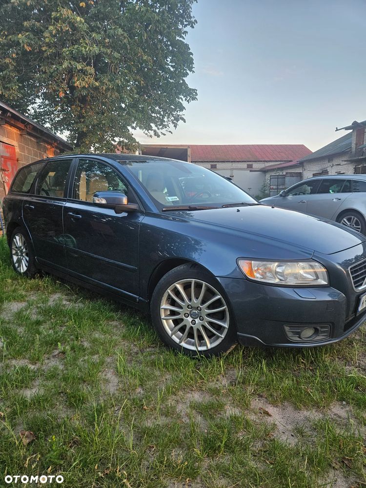Volvo V50 - 2