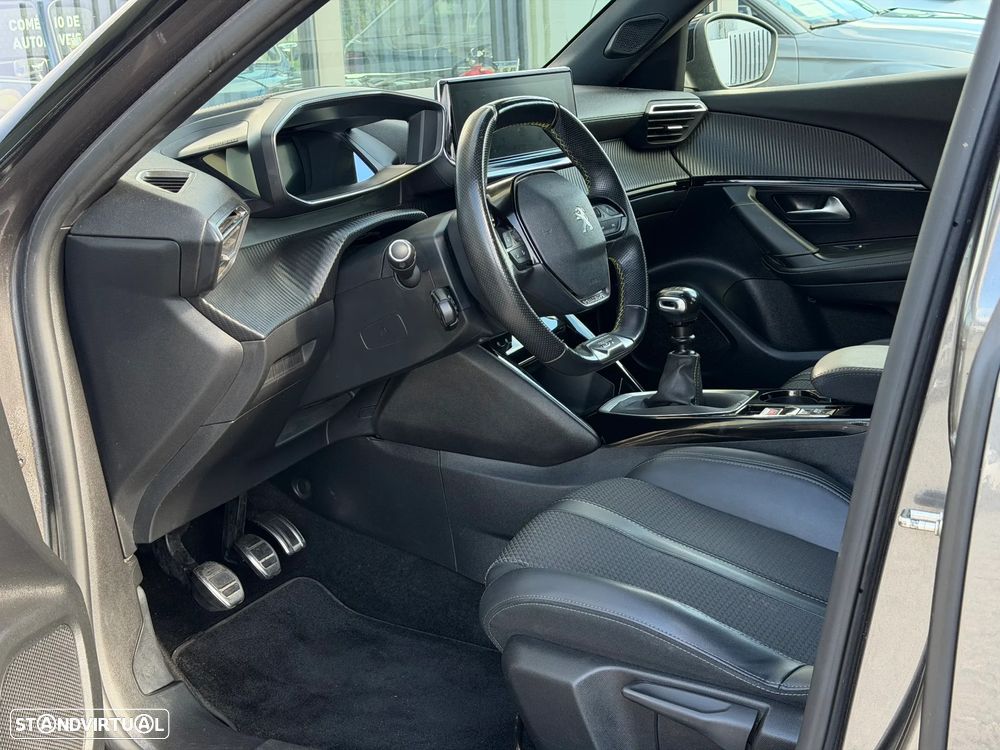 Peugeot 2008 PureTech 130 Stop&Start GT-Line Edition - 16