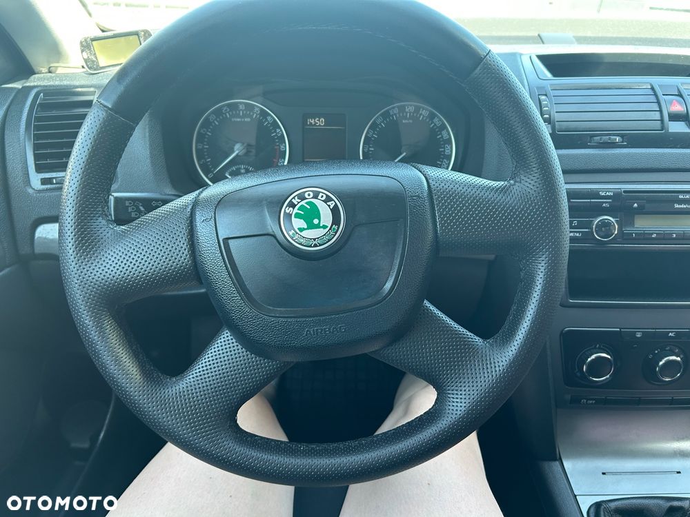 Skoda Octavia 1.6 TDI Active - 10