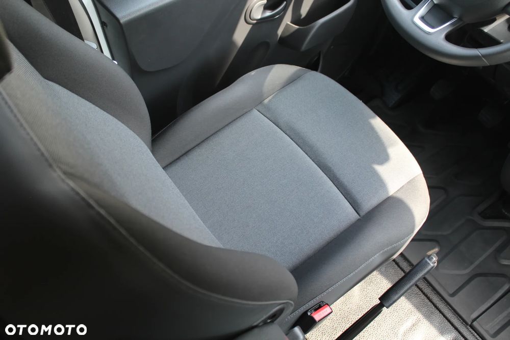Renault Master L2H2 2.3dCi 135KM/ BRYGADÓWKA/DOKA 6-CIO OSOBOWA/ HAK/ KLIMA/ TEMPOMAT/ SALON POLSKA/ PIERWSZY WŁAŚCICIEL/ FV 23%/ BARDZO ZADBANY !!! - 27