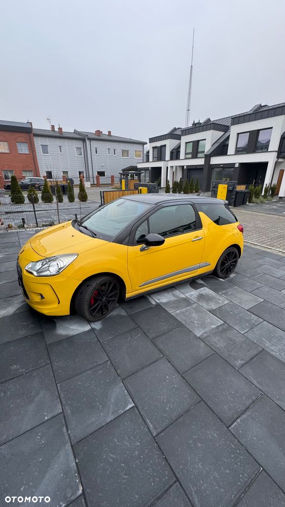 Citroën DS3 THP 155 SportChic - 2