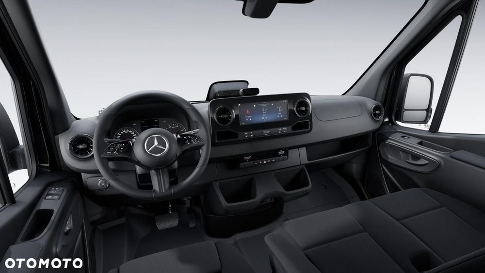 Mercedes-Benz Sprinter - 4