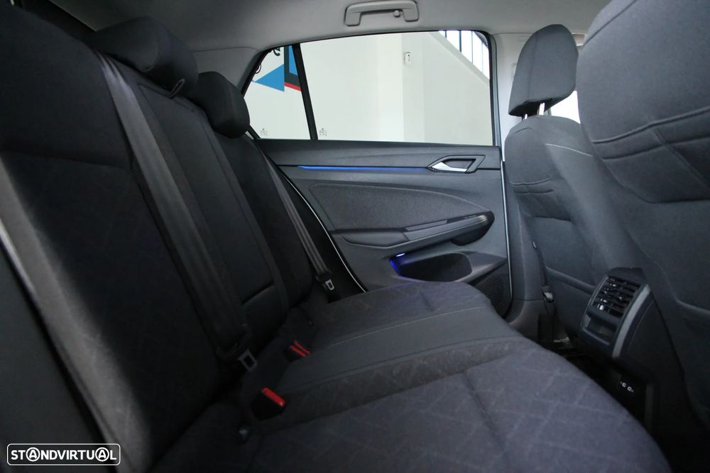 VW Golf 1.0 TSI Life - 19