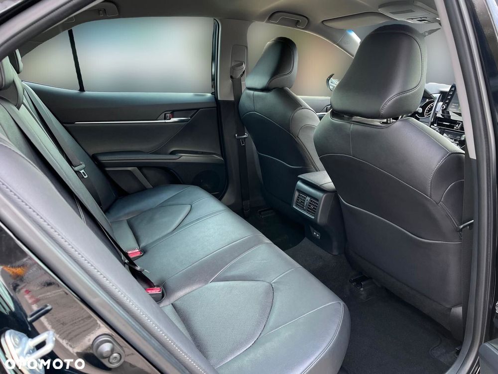 Toyota Camry 2.5 Hybrid Executive CVT - 16
