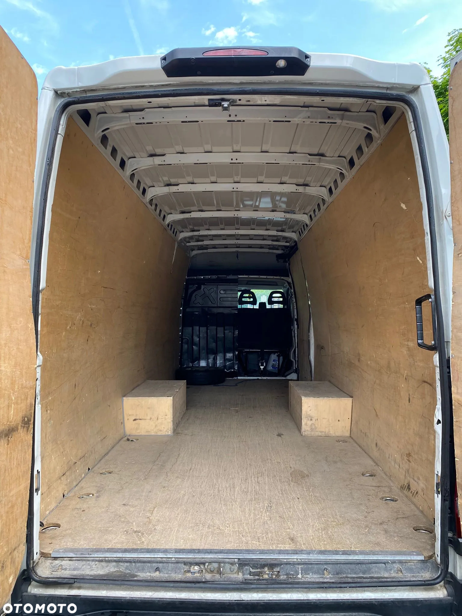 Iveco Daily 35C18 - 25