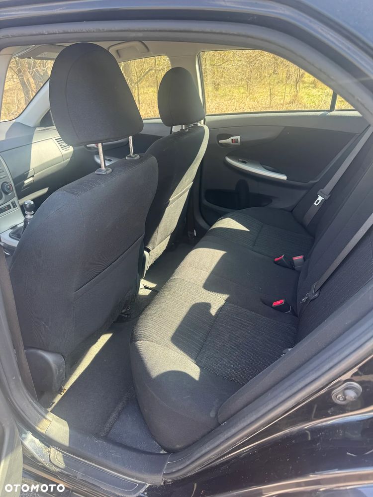 Toyota Corolla 2.0 D-4D Premium - 7