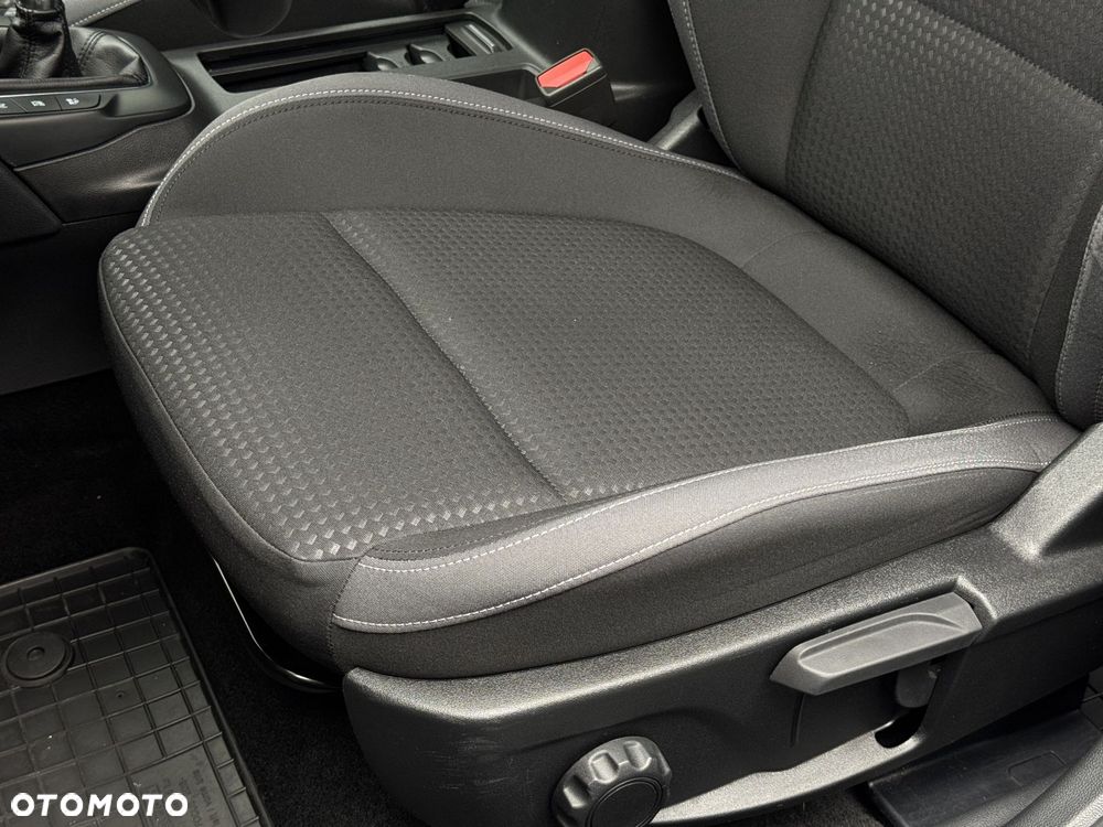 Ford Focus 1.5 EcoBlue SCR Connected - 13