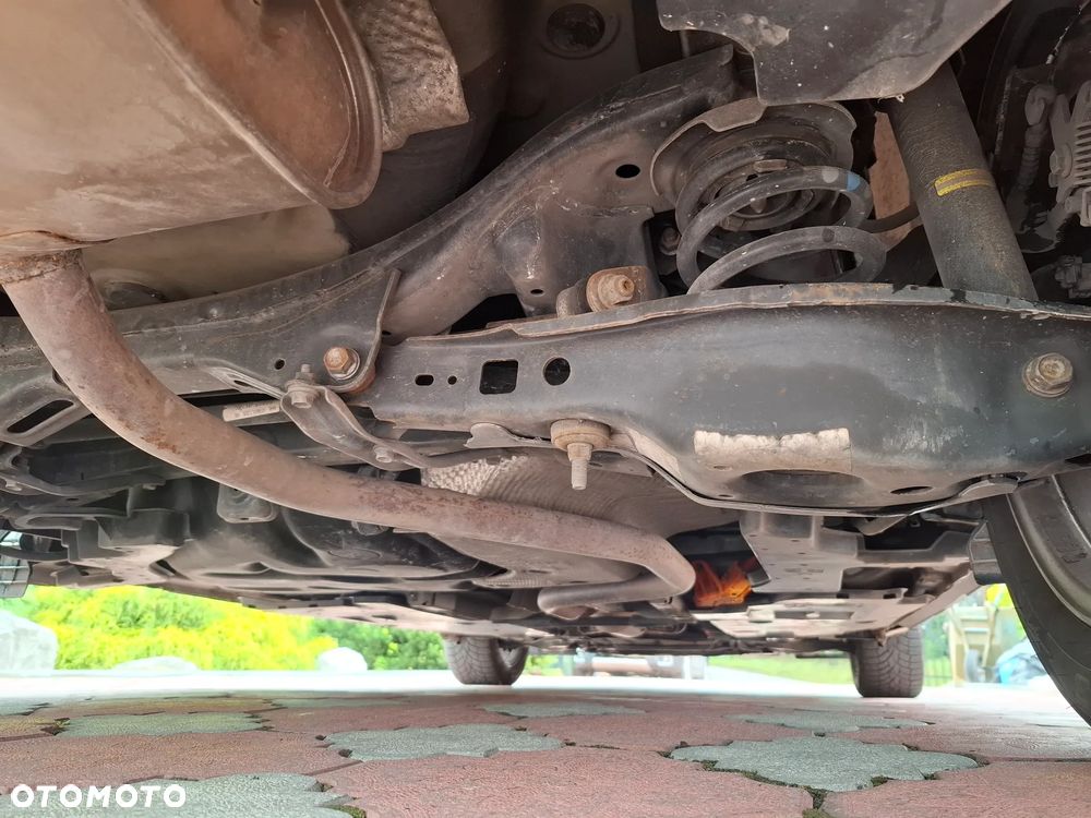 Toyota Auris 1.8 HSD Luna - 13