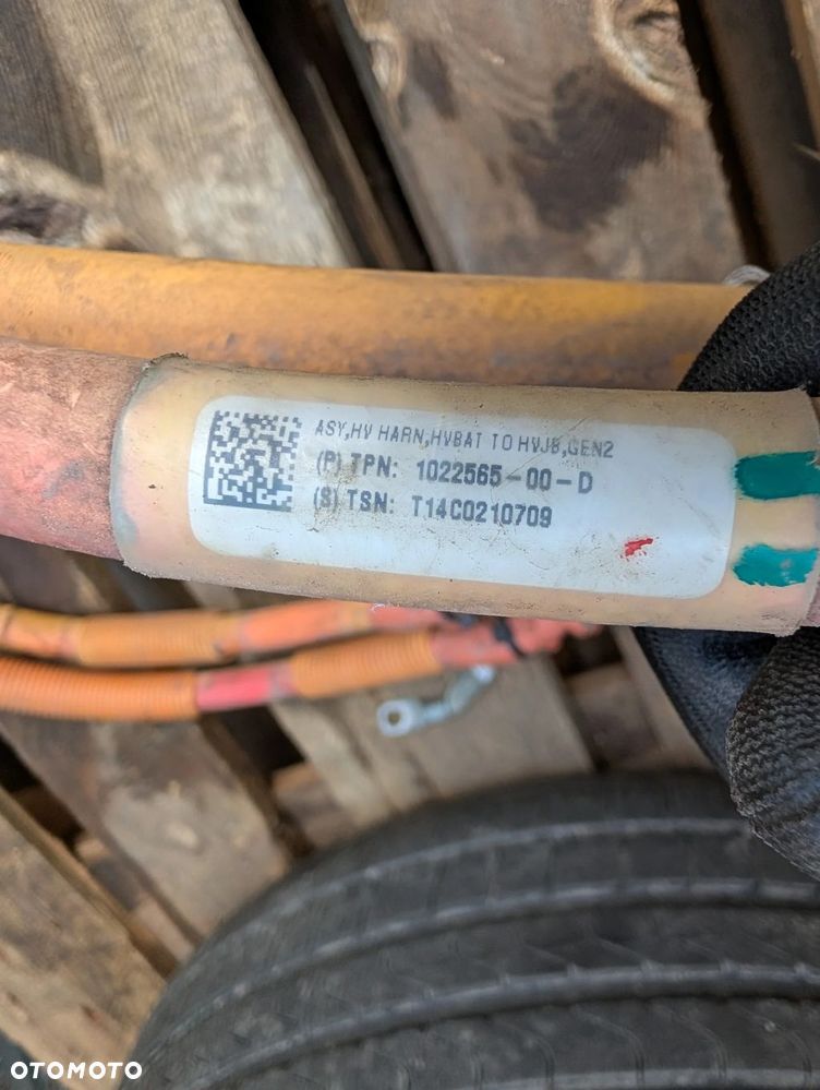 PRZEWODY WYSOKIEGO NAPIĘCIA TESLA S 102256500D - 3