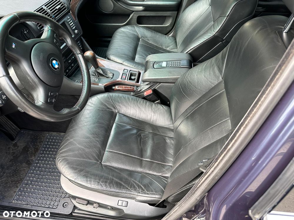 BMW Seria 5 - 10