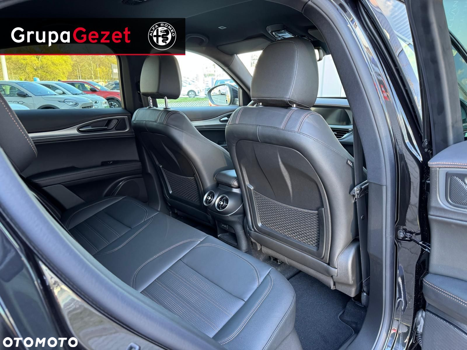 Alfa Romeo Stelvio - 14