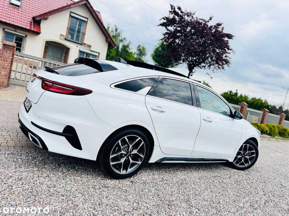 Kia ProCeed 1.5 T-GDI GT Line - 31