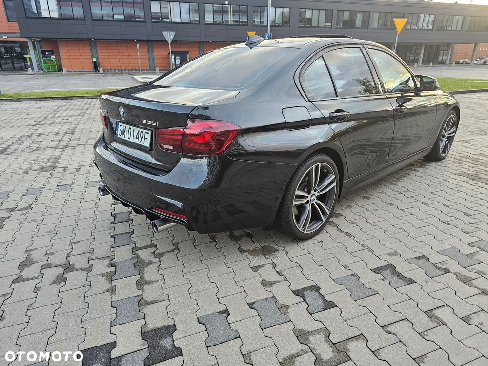 BMW Seria 3 335i xDrive - 5