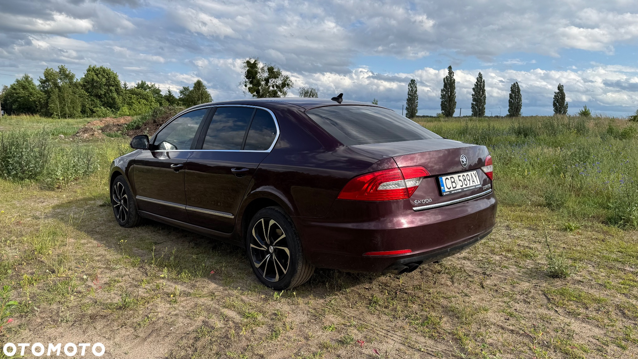Skoda Superb 2.0 TDI Ambition DSG - 4