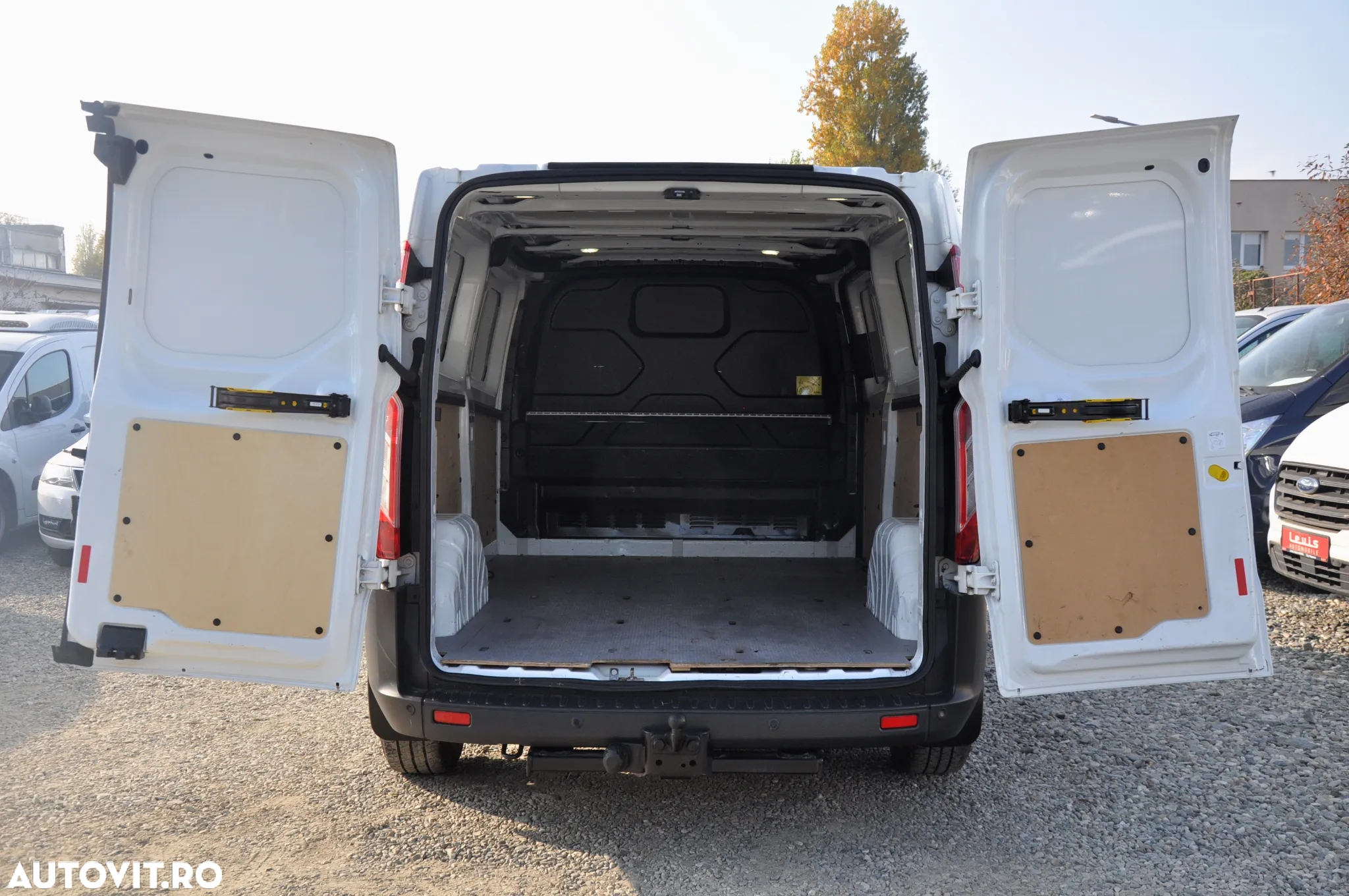 Ford Transit Custom L2H1 Van - 7