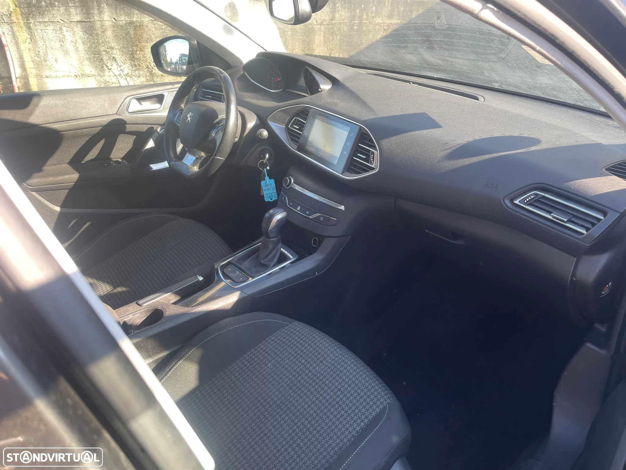 PEUGEOT 308 SW 1.6 BLUE HDI CAIXA AUTOMATICA DE 2018 PARA PEÇAS - 4
