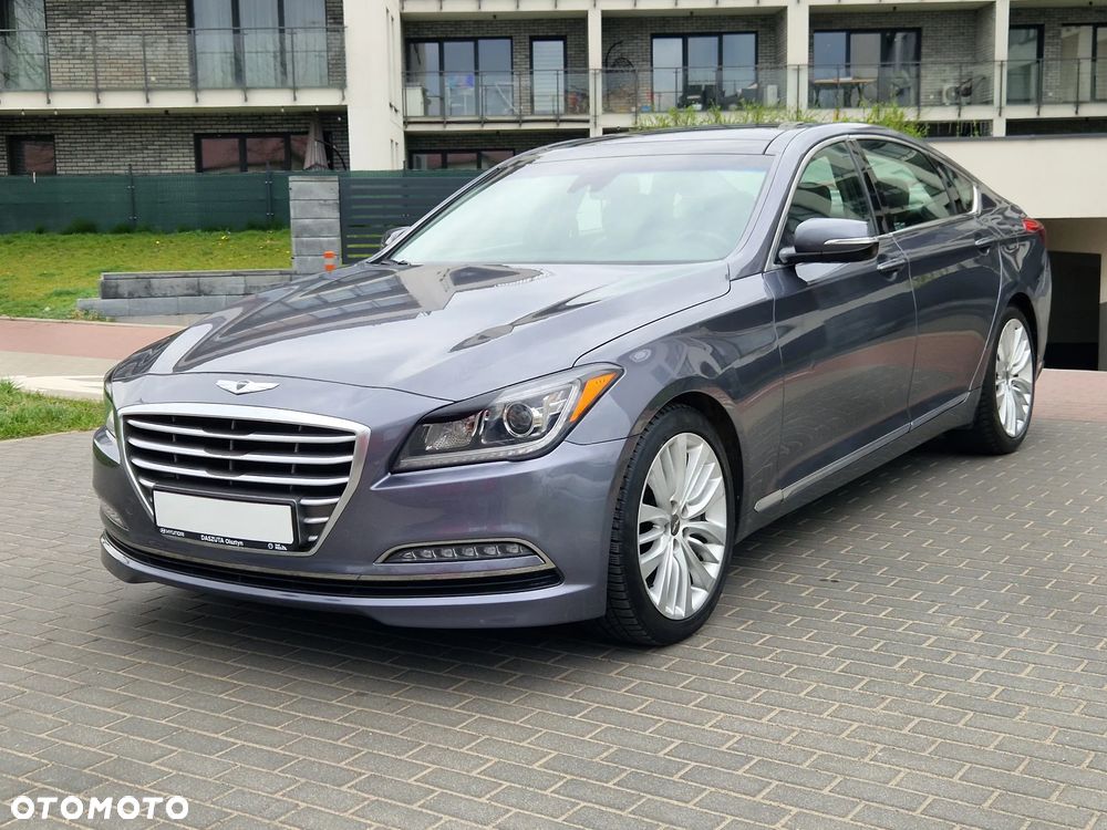 Hyundai Genesis - 2