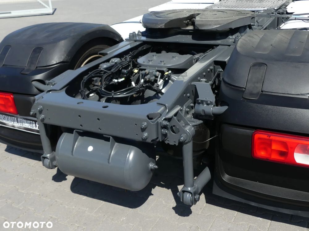 DAF XF 106.480 / LOW DECK / SUPER SPACE CAB / NOWE OPONY TYŁ / - 16