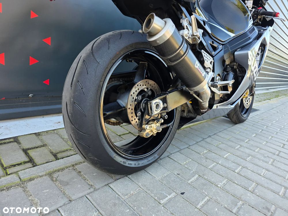 Suzuki GSX-R - 20