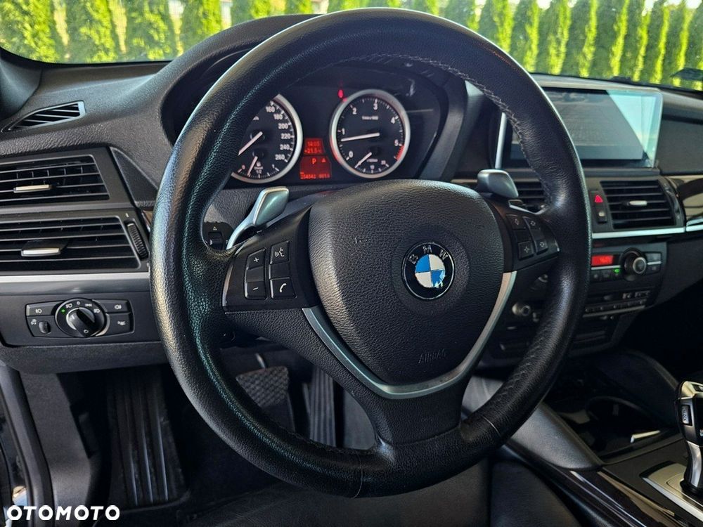 BMW X6 - 14