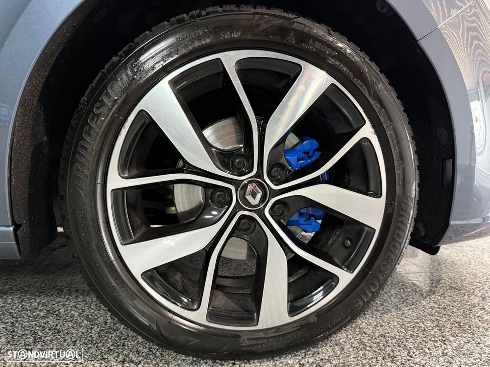 Renault Mégane ENERGY TCe 130 BOSE EDITION - 9