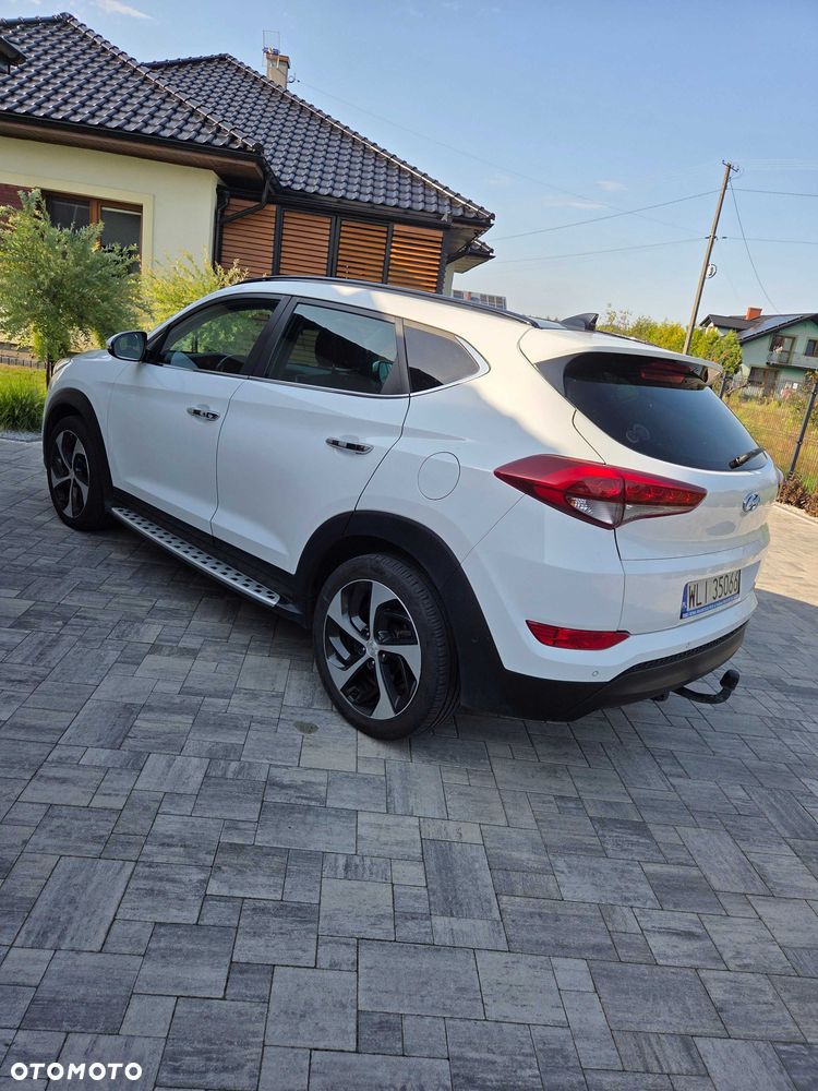 Hyundai Tucson - 4