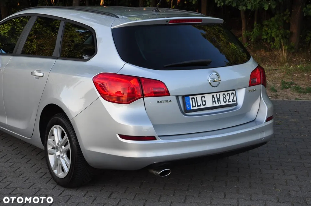 Opel Astra 1.4 Turbo Sports Tourer - 13