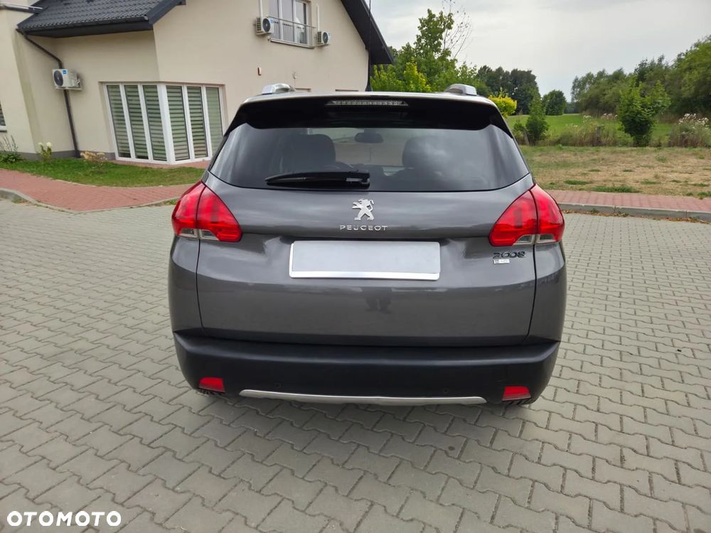 Peugeot 2008 1.6 e-HDi Allure S&S - 7