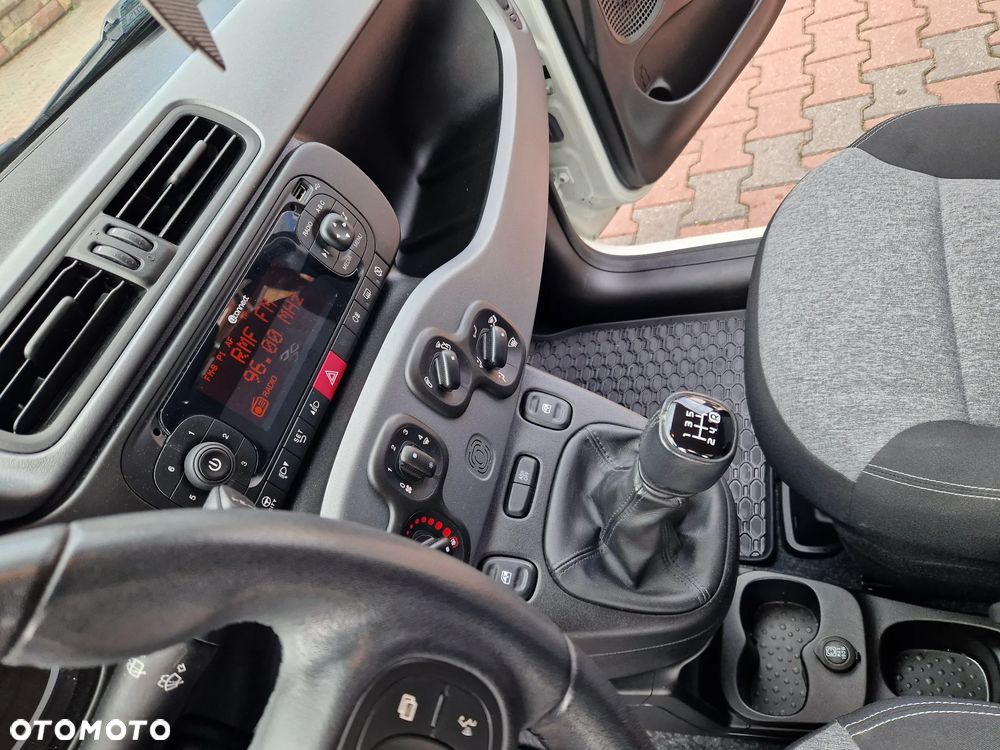 Fiat Panda 1.2 Lounge EU6 - 20