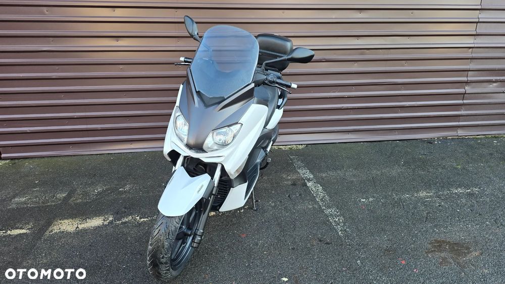 Yamaha X-max - 13
