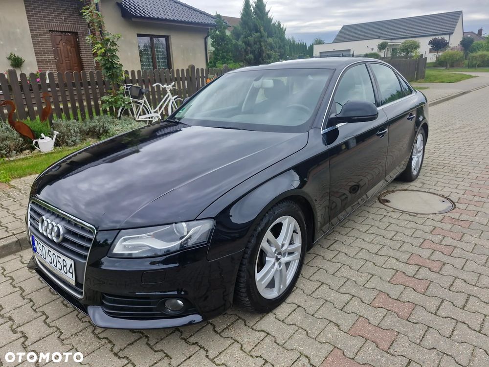 Audi A4 Limousine - 27