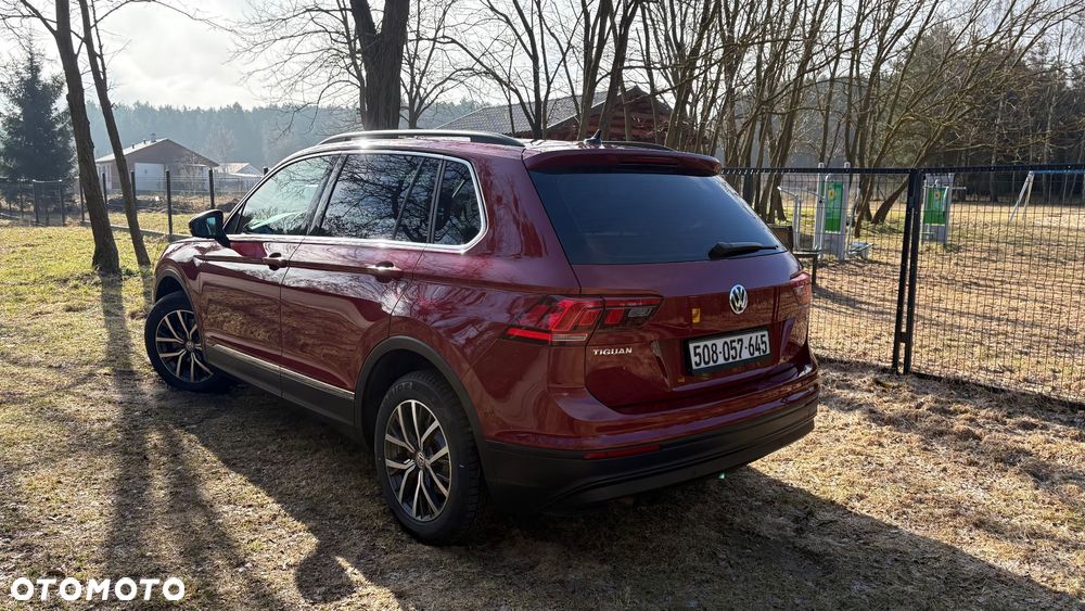 Volkswagen Tiguan - 9