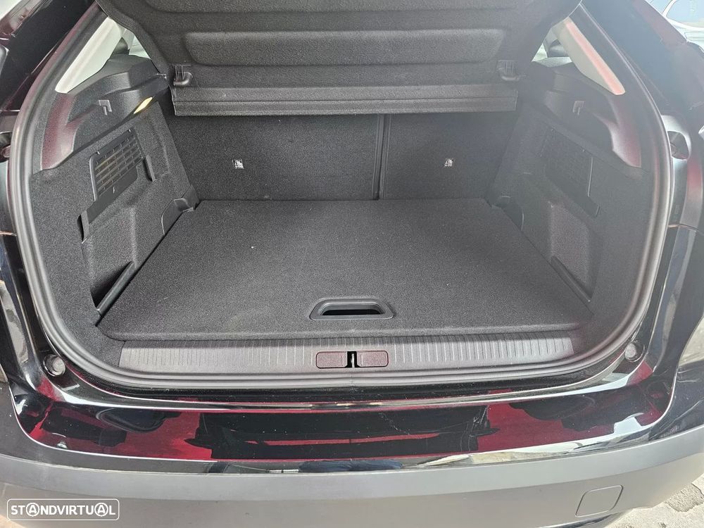 Citroën e-C4 50 kWh Feel Pack — fotografia 21