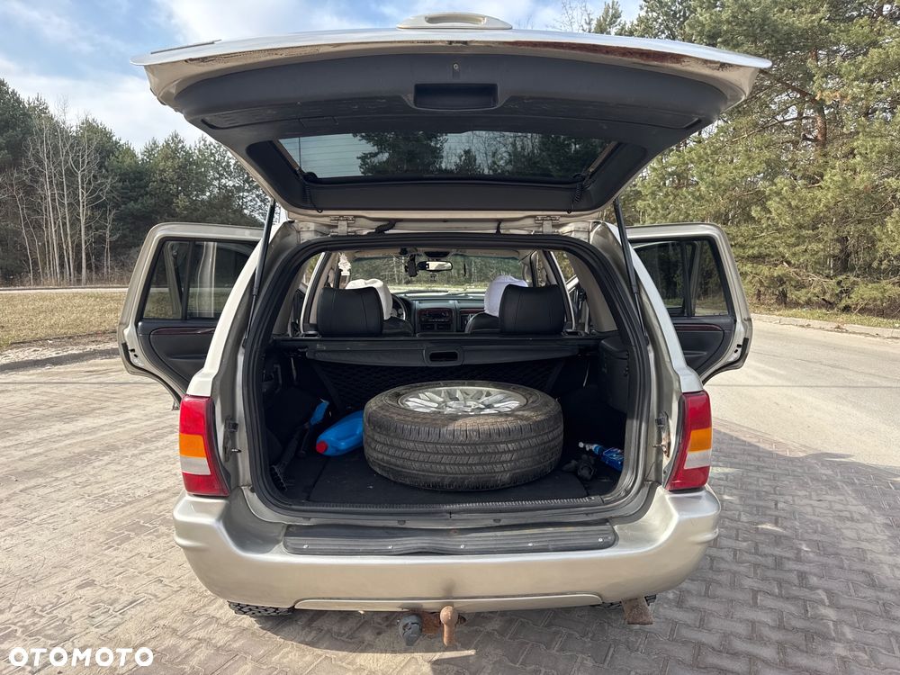 Jeep Grand Cherokee - 21